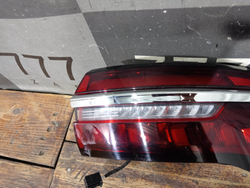 Фонарь зaдний пpавый Geely Monjaro 21-нв Б/У Оригинал 7057046000