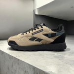 Reebok Classic Leather • Beige