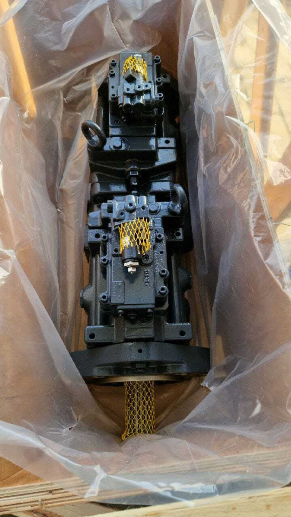 VOE14666232 Основной гидравлический насос Volvo EC750D
