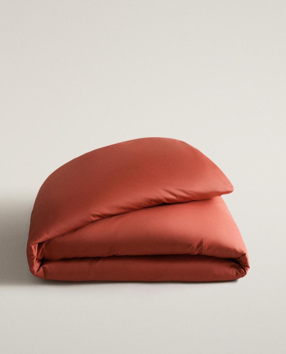 ZARA HOME САТИНОВЫЙ ПОДОДЕЯЛЬНИК, МАЛИНОВЫЙ