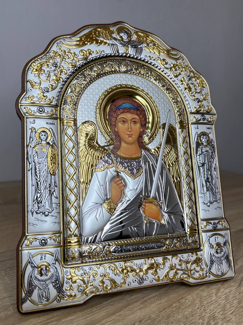 Ангел Хранитель, икона арочная с рамкой, красное дерево 167х228