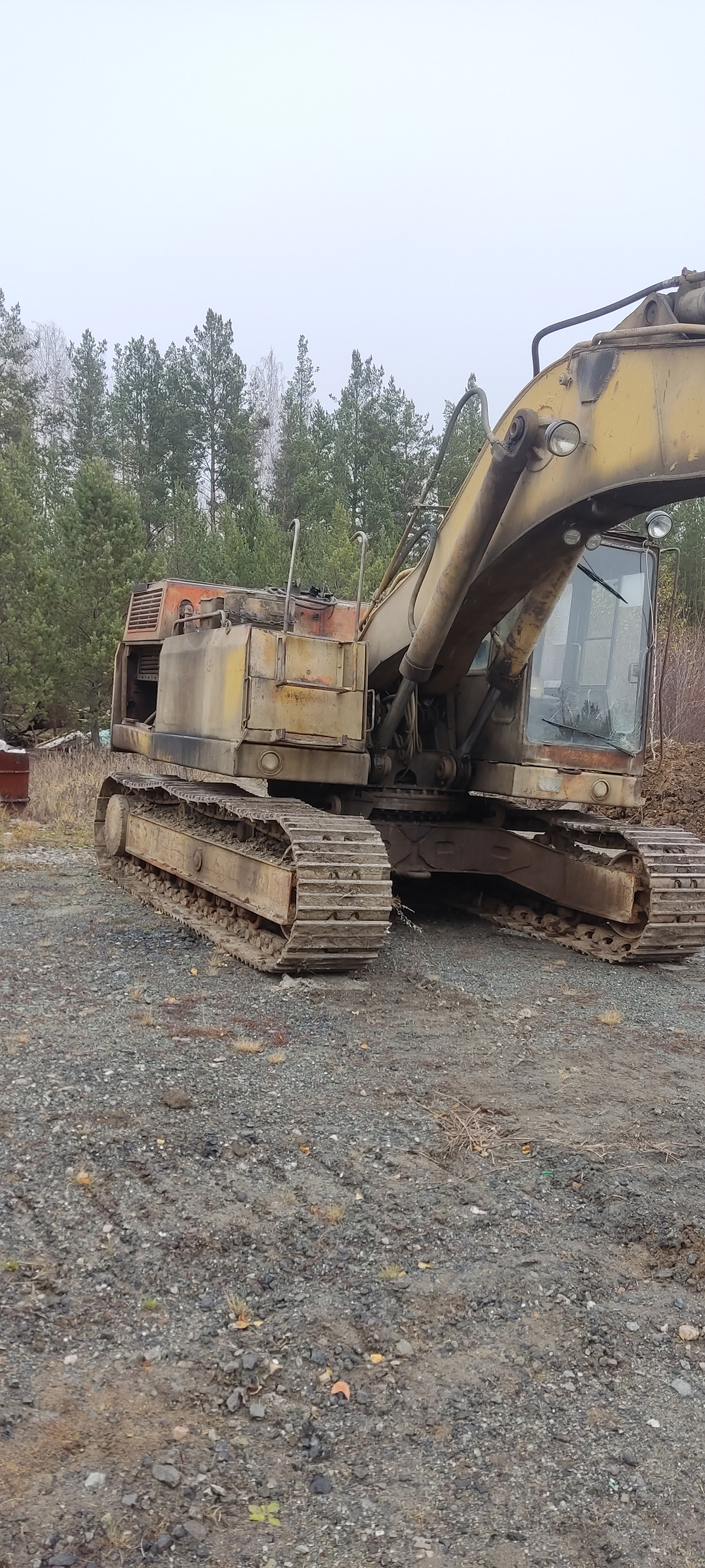 Аренда полноповоротного экскаватора 30 тонн