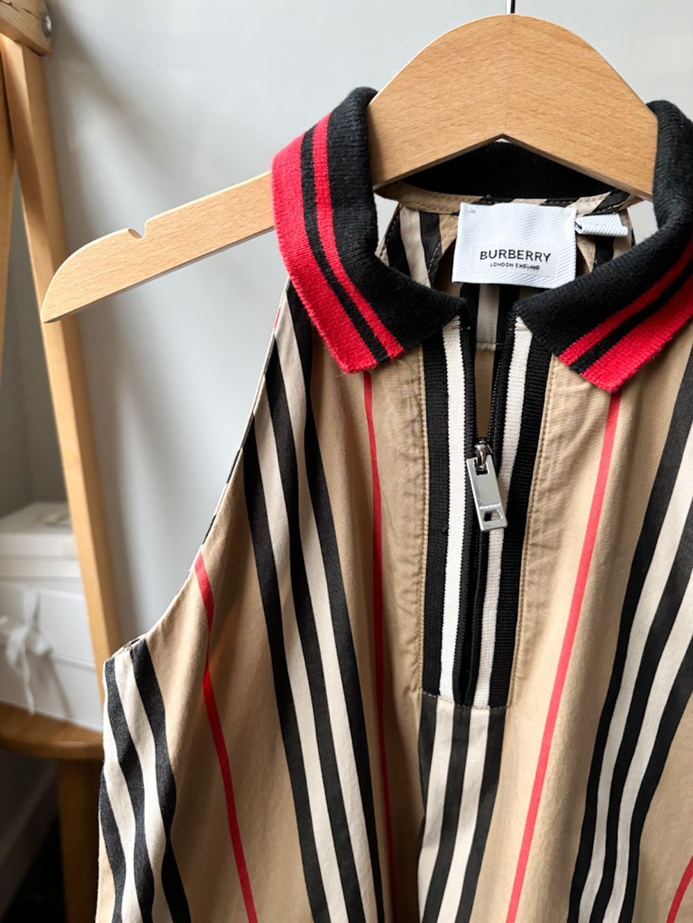 Хлопковое платье Burberry, 128