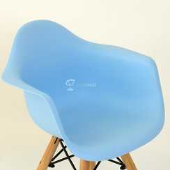 Кресло детское Barneo N-2 Eames Style цвет голубой