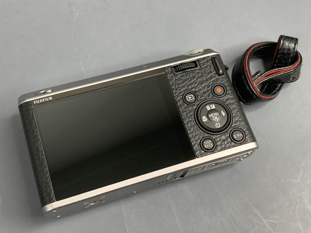 FujiFilm XF1