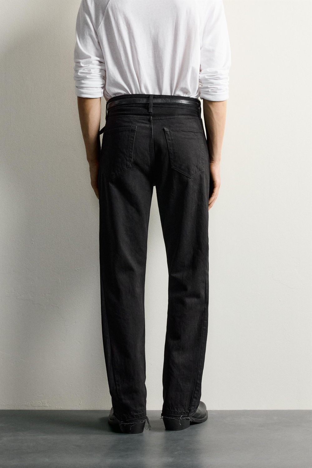 ДЖИНСЫ FLARE FIT — ZARA · 0840/444