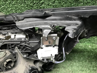 Битая Фара правая Land-Rover Discovery 5 16-21 LED