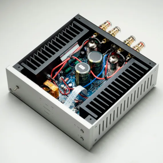 Pro-Ject Amp Box RS2 Black