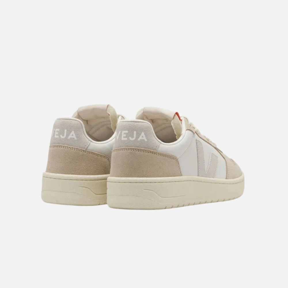 Кеды Veja V-82 Leather женские