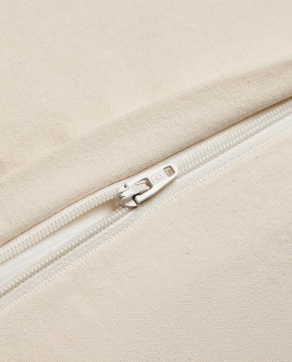 ZARA HOME РОЖДЕСТВЕНСКИЙ ЧЕХОЛ НА ПОДУШКУ С ВЫШИВКОЙ, ЭКРЮ