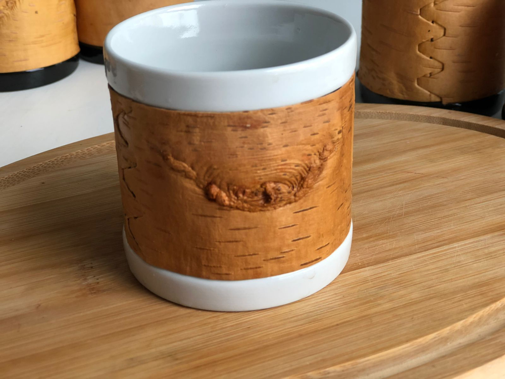 Кружка малая фарфоровая без ручки с берестой. Коллекция Log (Бревно)