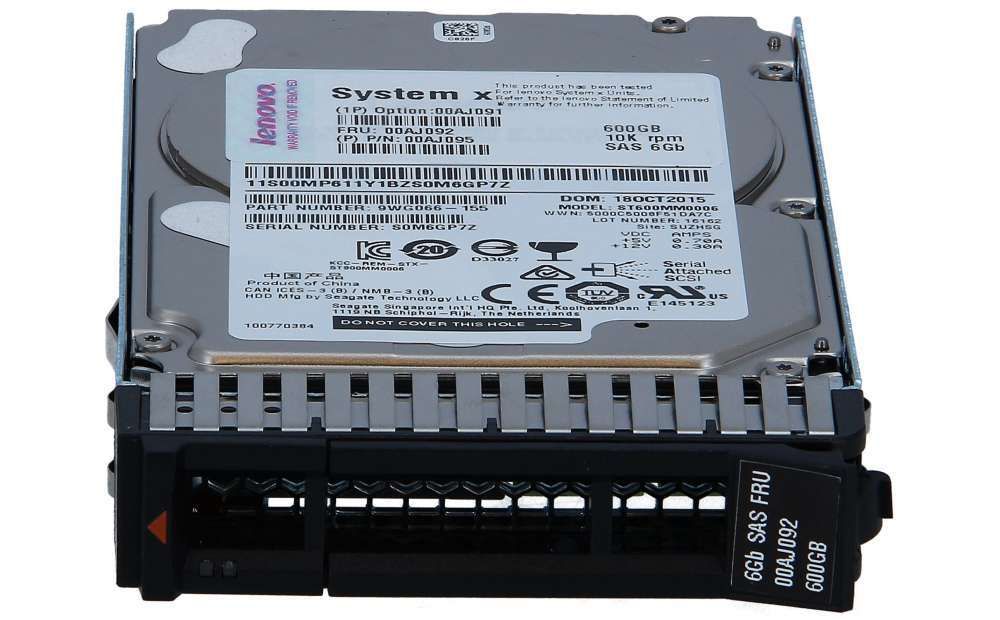 Жесткий диск IBM 600Gb 10k SAS 6G 2,5" 00AJ092