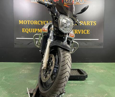 Suzuki GSR400 2008