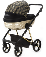 Детская коляска Adamex Quantum Star 3 в 1 Q-STAR58 (ЧЕРНЫЙ+ЗОЛОТОЙ ОРНАМЕНТ+ЗОЛОТО ДНО+ЗОЛОТО РАМА)