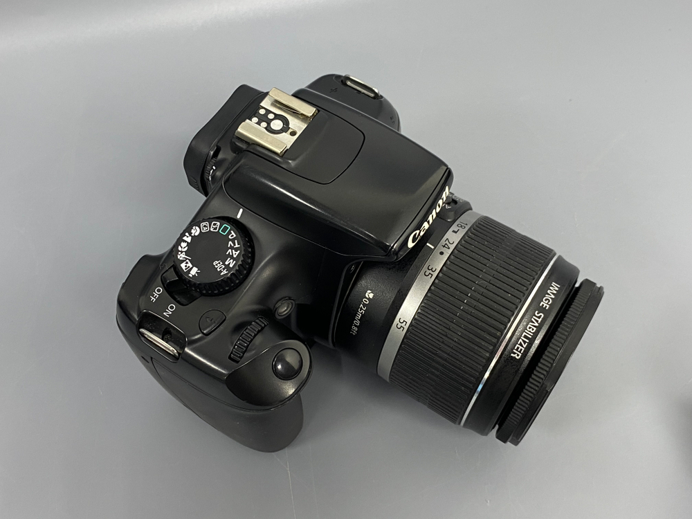 Canon 1100D Kit 18-55mm IS 60.000 кадров