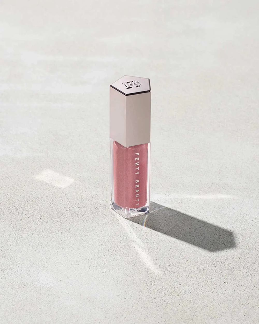 Fenty Beauty Fussy Heat 02 Блекс для губ