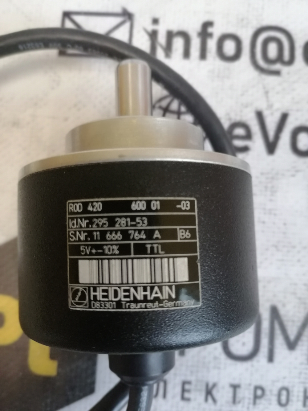Heidenhain D83301 ID 11 666 764 A B6 (ROD 420 600 ID 295 281-53) с хранения