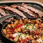 Газовый гриль Weber Traveler, черный