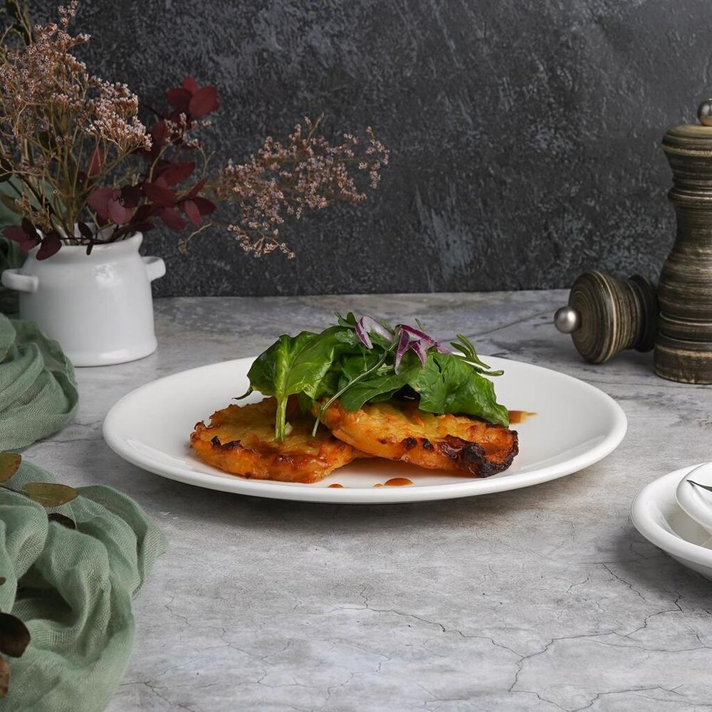 Тарелка d 23 см h2 см без борта белая фарфор P.L. Proff Cuisine [6]