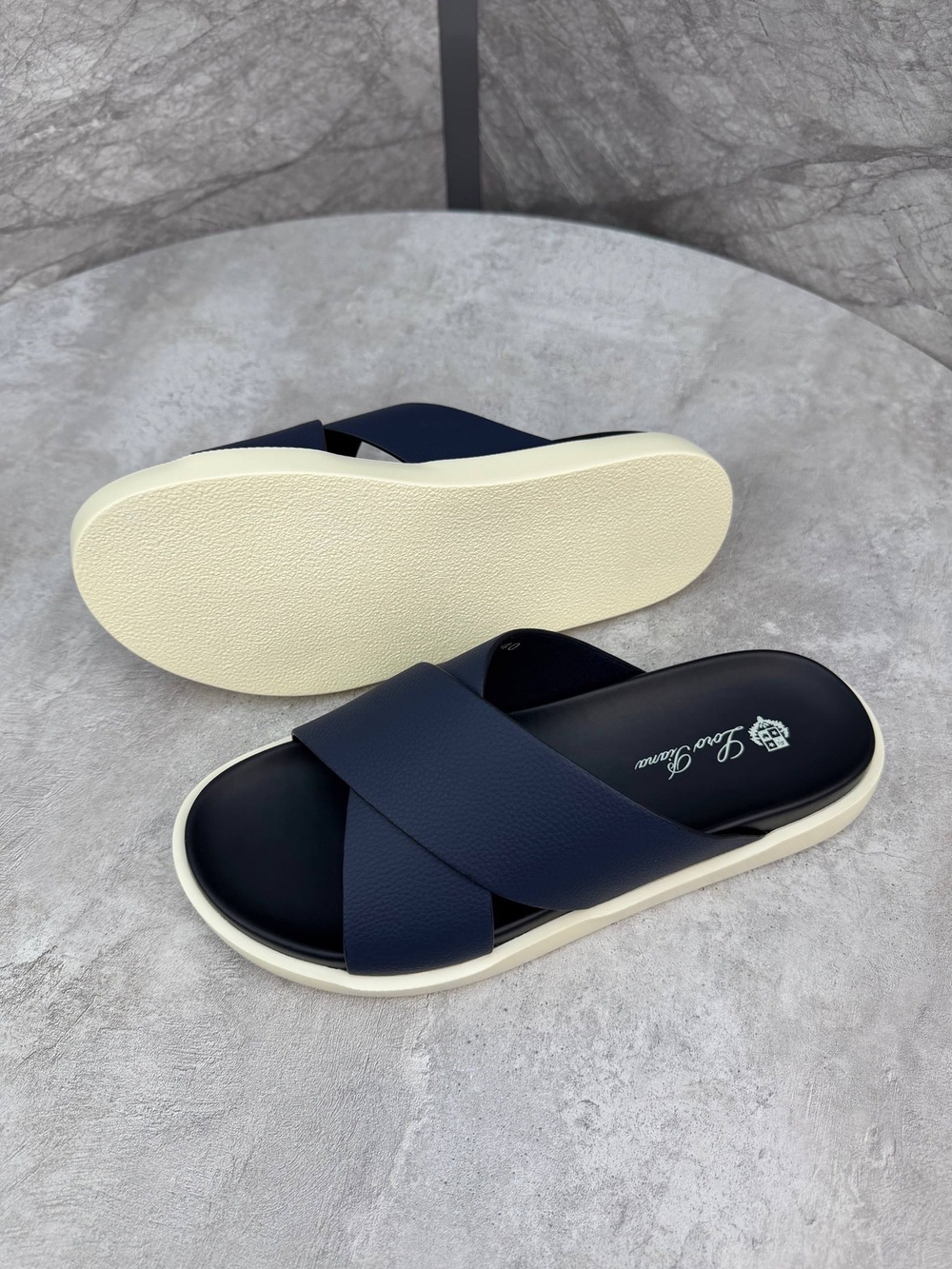 Шлепанцы Loro Piana