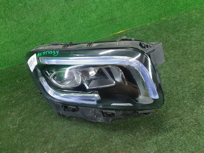 Фара правая Mercedes GLB X247 (2019-2023) LED