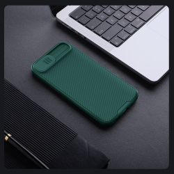 Чехол усиленный зеленого цвета (Dark Green) с защитной шторкой для камеры от Nillkin на iPhone 16e и iPhone 17e, серия CamShield Pro Case