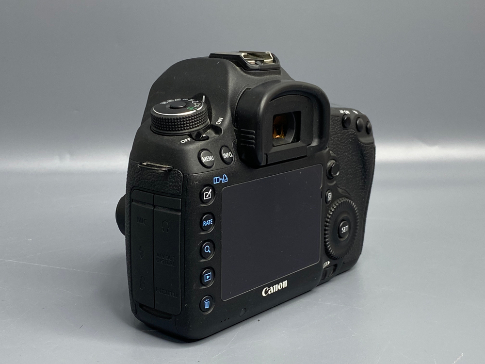 Canon EOS 5D Mark III