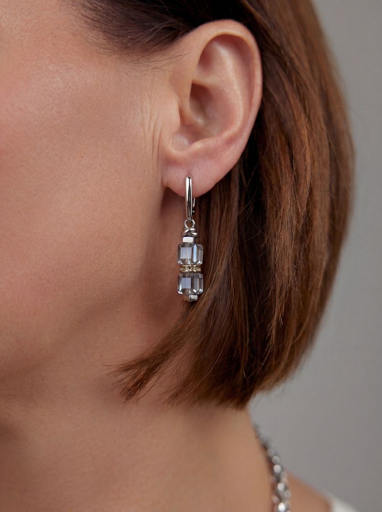 Серьги из серо-голубых кубиков Swarovski с гематитом и кристаллами, оттенок серебро