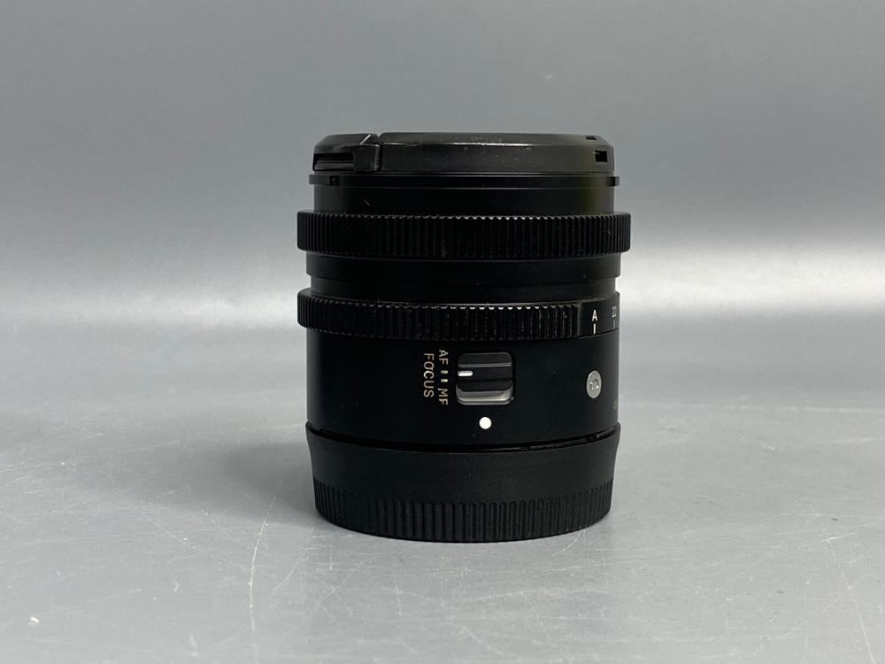 Sigma AF 45mm f/2.8 DG DN Contemporary Sony E грибок