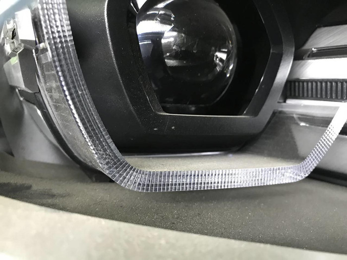 Битая Фара правая BMW X2 F39 (2017-2023) LED