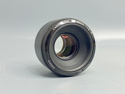 Canon EF 50mm f/1.8 II