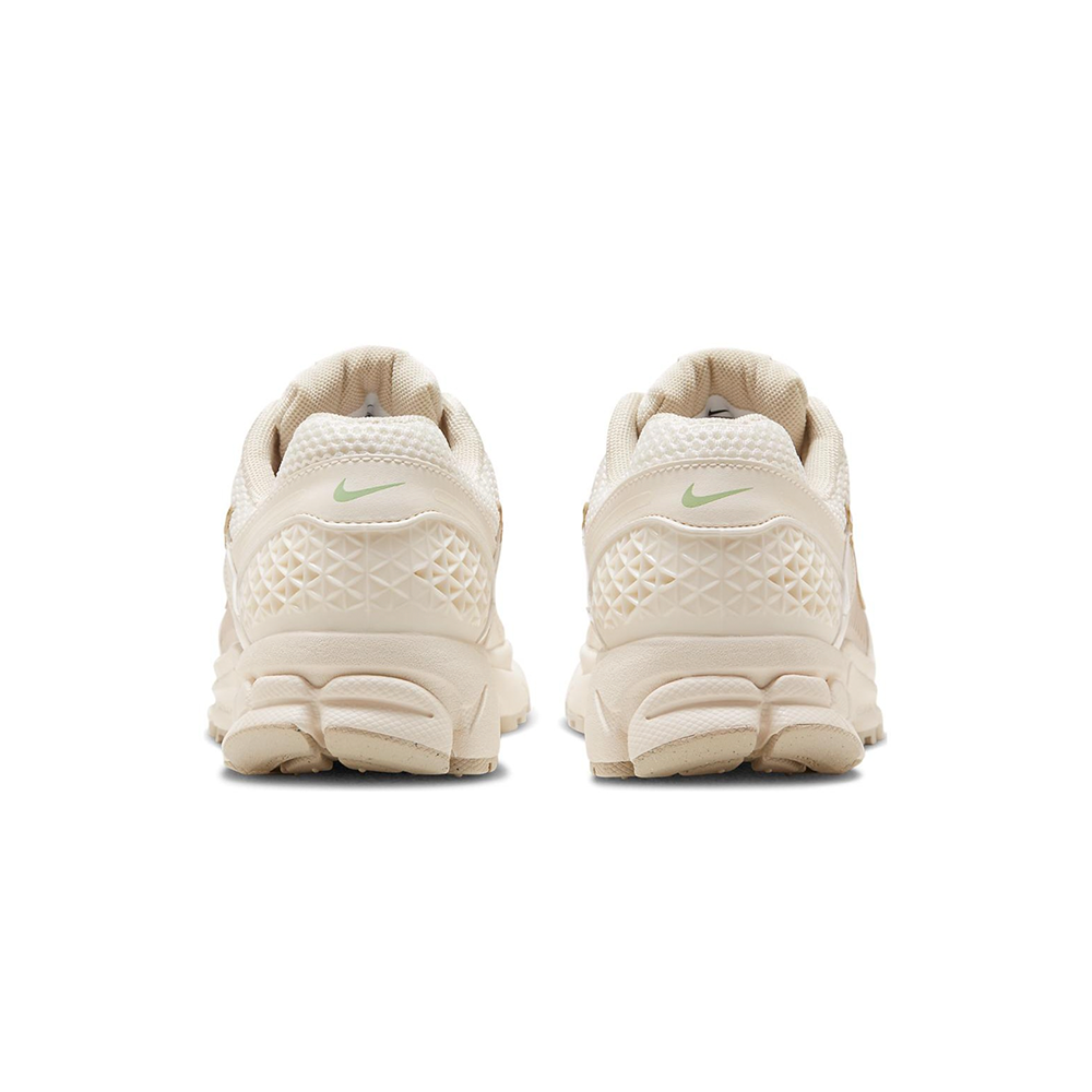 Nike Zoom Vomero 5 WMNS Sail Light Orewood Brown