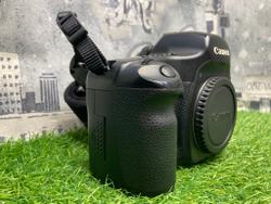 Canon EOS 5D