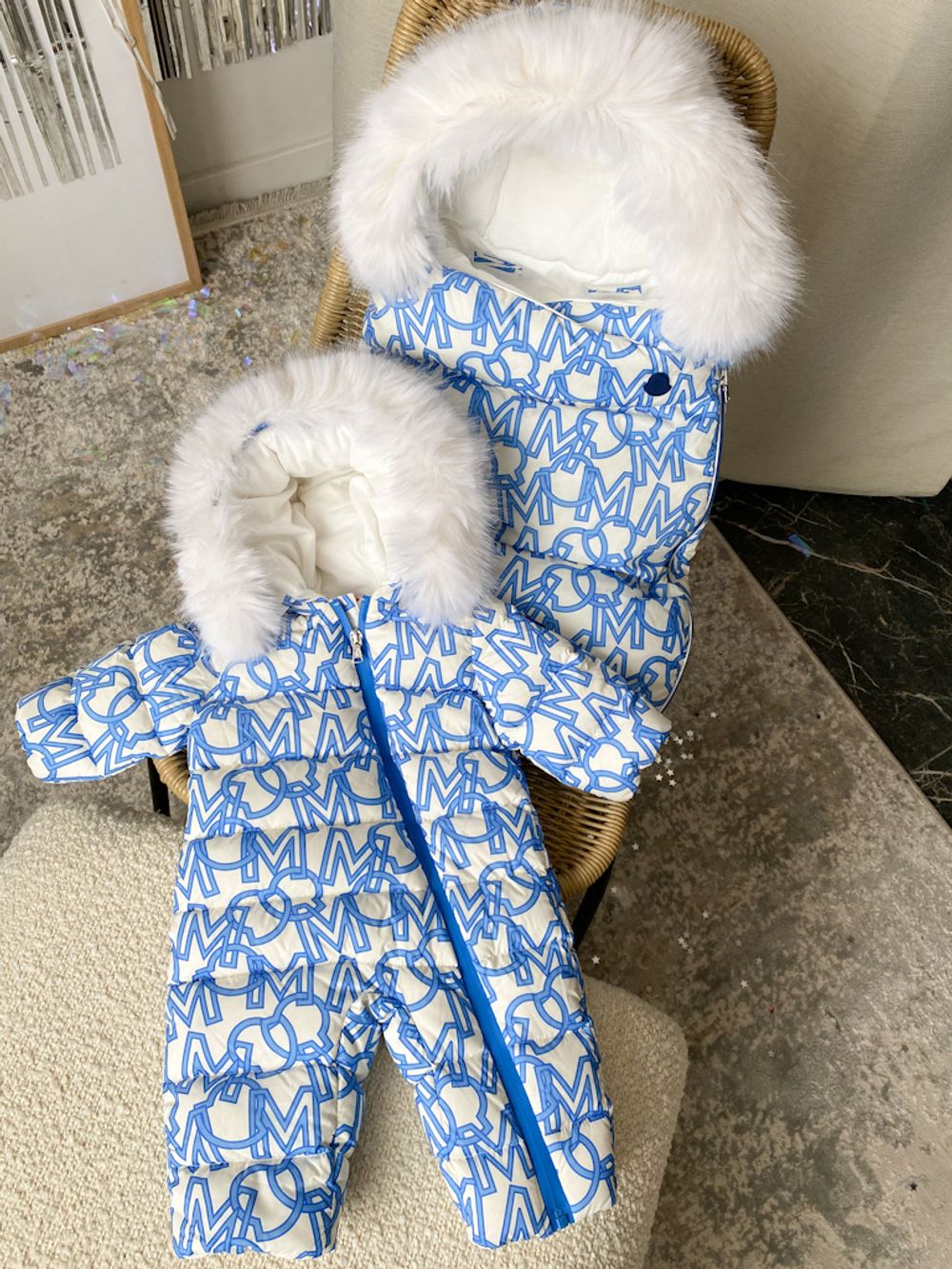 Пуховый комбинезон Moncler, 62