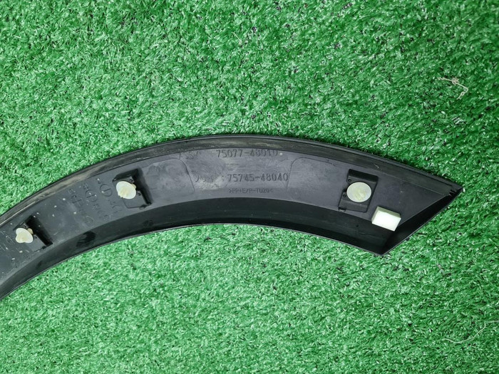 Накладка двери задняя правая Lexus RX 4 (15-22)