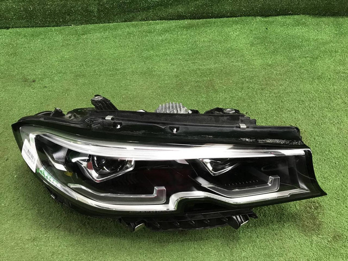 Фара правая BMW 3er G20 (2018-2022) LED (В сборе)