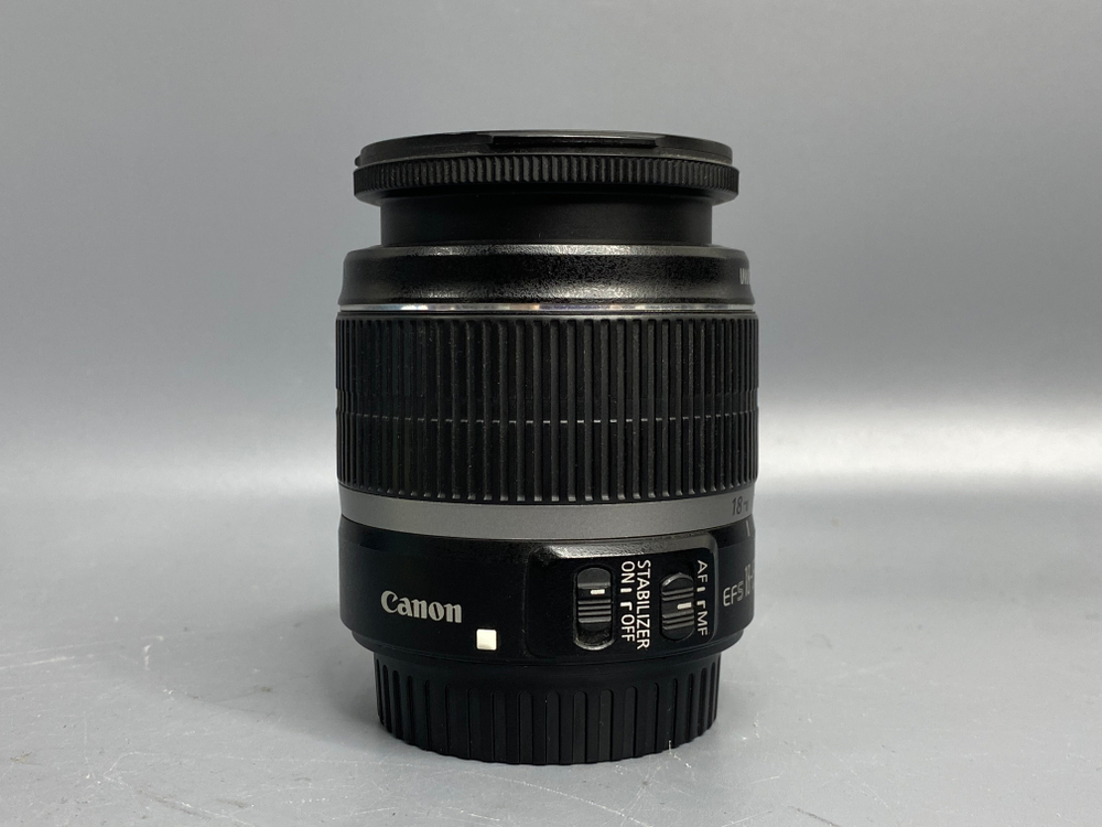 Canon EF-S 18-55mm 3.5-5.6 IS
