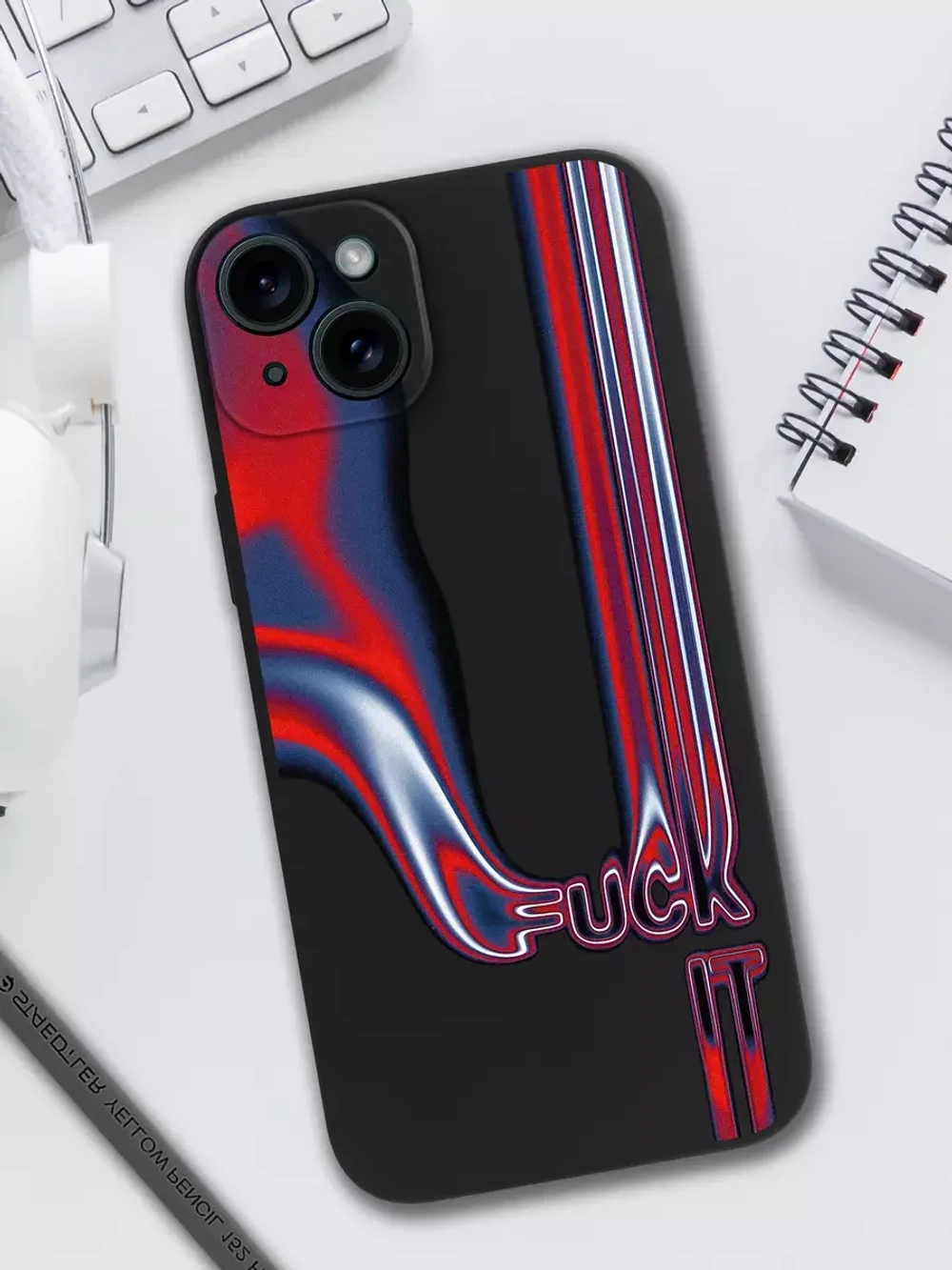 Чехол на iPhone 15 Plus с принтом