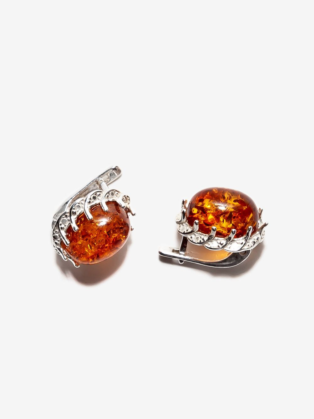 Серьги из серебра 925 с цельным коньячным янтарем