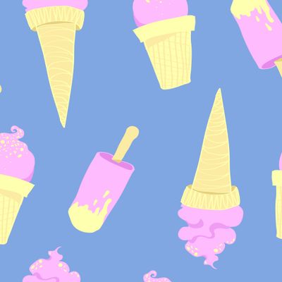 Летнее розовое мороженое на голубом фоне. Summery pink ice cream on blue
