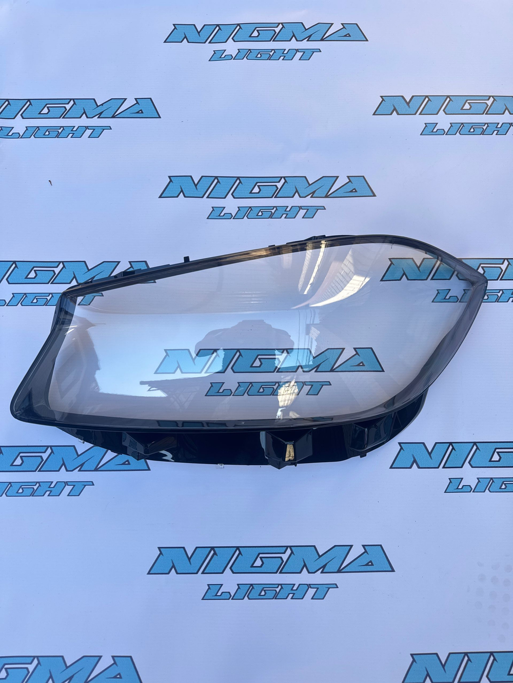 Стекло фары MERCEDES A W176 (15-18) Рест LOGO Правое