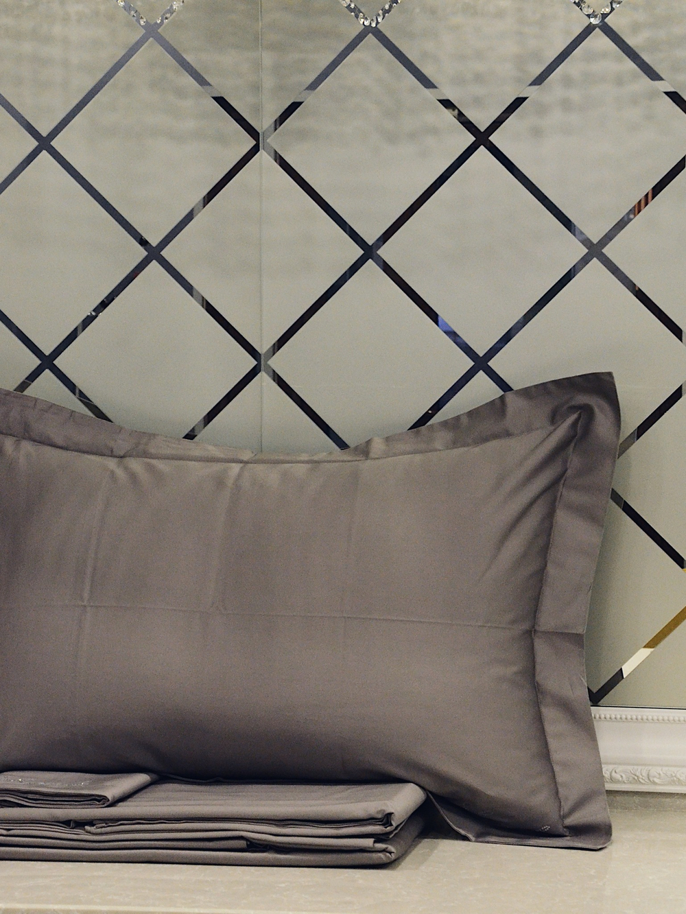 Однотонное постельное белье La Perla Grey