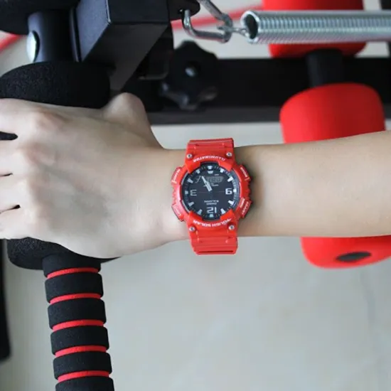 Электронные часы Casio AQ-S810WC-4A