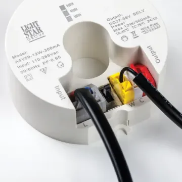 Накладной светильник заливающего света с переключателем CCT LED 12W 3000K/4000К/6000К 215886 белый Acuto Lightstar