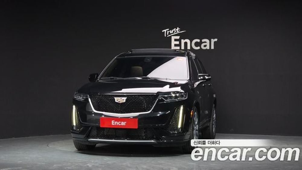 Cadillac XT6 3.6 — 2023