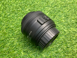 Nikon 35mm 1.8G AF-S DX Nikkor