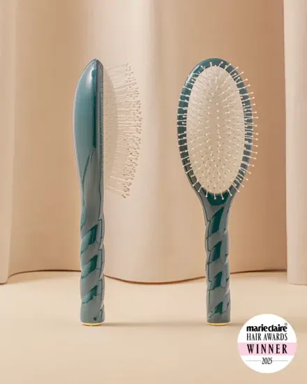 La Bonne Brosse N.04 The Miracle Detangling Scalp Brush