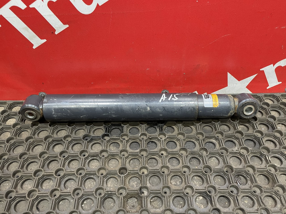 Амортизатор передний