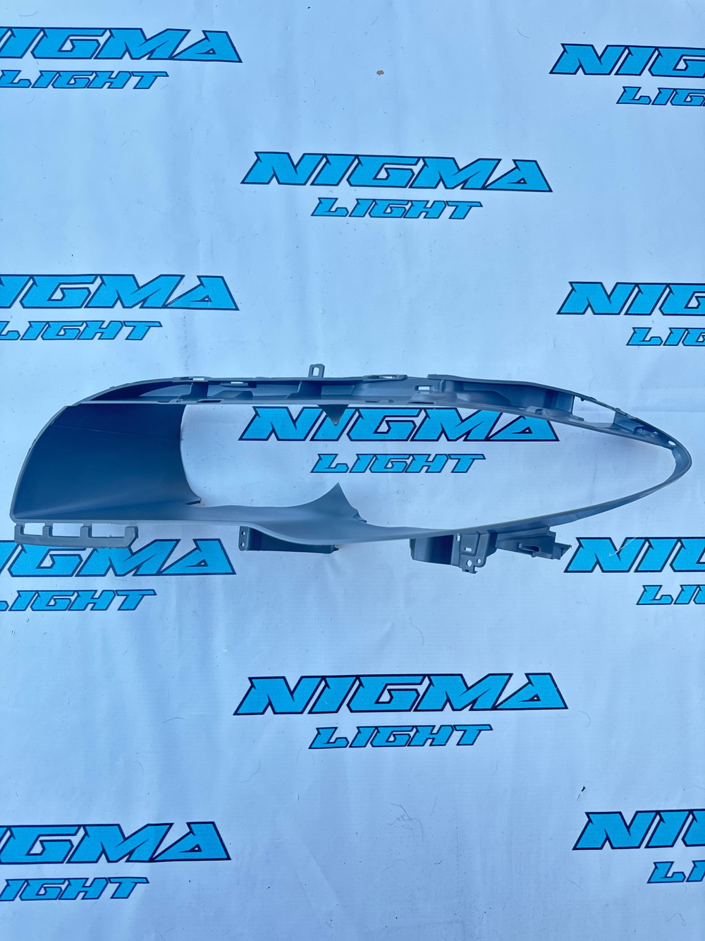 Корпус фары BMW 5 F10 (09-13) XENON (ВНУТРЕННЯЯ РАМКА ФАРЫ) Комплект
