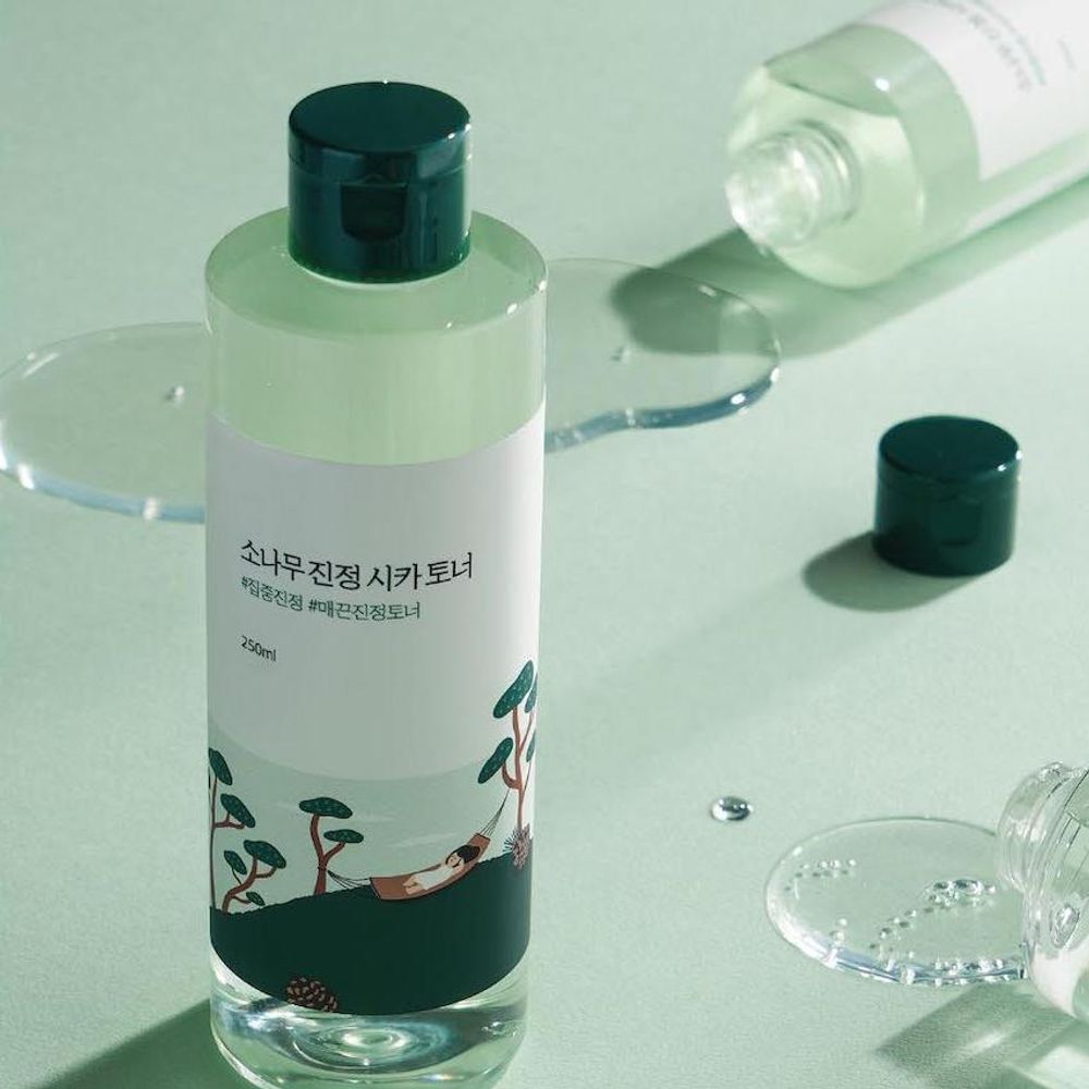 ROUND LAB Тонер с экстрактами сосны и центеллы для проблемной кожи Pine Calming  Cica Toner (250 мл)
